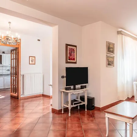 Casa Marcobando - * Lucca