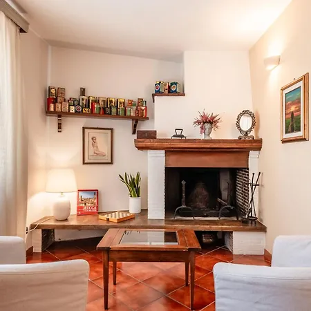 Casa Marcobando - *